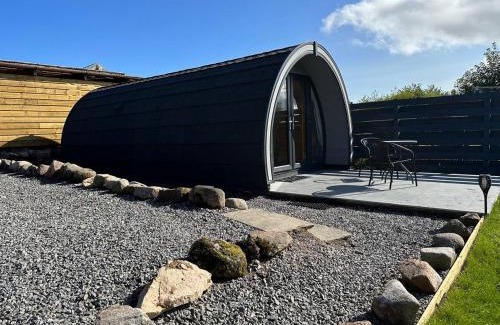 Lairg House | Lochside Lodge Pod