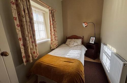 Blackwatertown House | Lock-house, Blackwatertown, UK