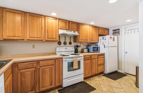 Sussex County Condo | LOCK IN YOUR BEACH ESCAPE - 10% OFF BOOKING MADE BEFORE JUNE 1ST * prices listed reflect discount OCEAN FRONT! 8th floor Ocean Front Family Vacation Rental offers amazing views! 2-bedroom Sleeps 6! $300 of free daily activities included!