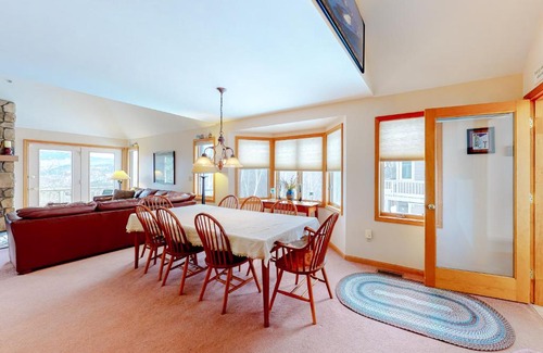 Sunday River Area House | Locke Mountain D1