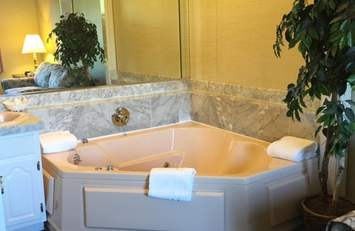 Lockport Hotel | Lockport Inn & Suites