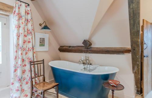 Brimpsfield House | Locks Cottage