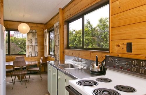 Kuratau Cottage | Lockwood at The Lake - Kuratau Bach