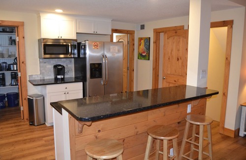 Franklin Cabin | Locust Flats - PET-FRIENDLY MOUNTAIN Cabin = Decks-Views-Firepit