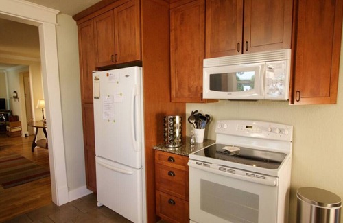 Walla Walla East House | Locust St Cottage · Locust, Close to Town & Campus, Super Charming