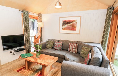 Corfe Castle Cottage | LODGE 4, family friendly, luxury holiday cottage in Corfe Castle