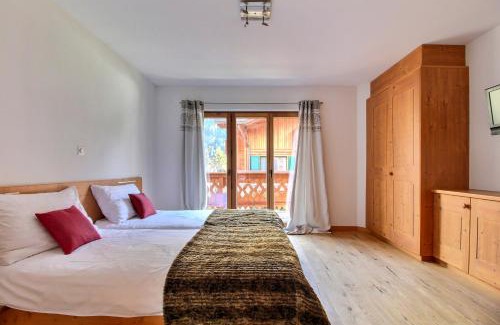 Champery Apartment | Lodge 6, Next To Cable Car