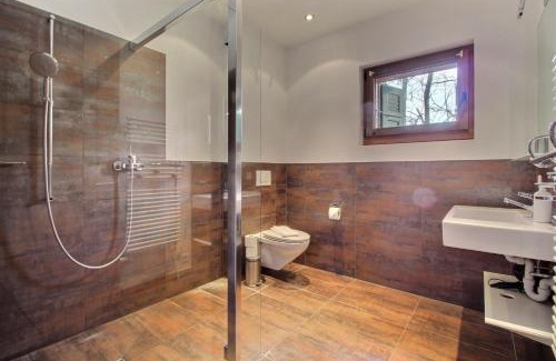 Champery Apartment | Lodge 6, Next To Cable Car