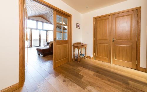 Foss Cabin | Lodge 9 Glengoulandie Lodges