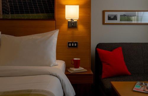 Bradley Stoke Hotel | Lodge at Bristol