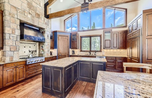 Copper Mountain House | Lodge at Lewis Ranch By Silvercrest Lux CO~Ski in/out & Hot Tub ~ Sleeps 26
