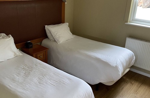 Carnforth Cabin | Lodge at PineLakes resort