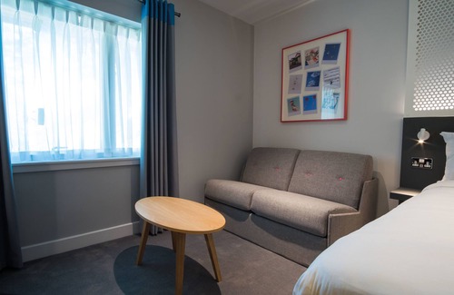 Whiteley Hotel | Lodge at Solent