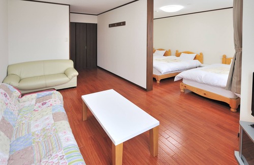 Maiko Hotel | Lodge B&W