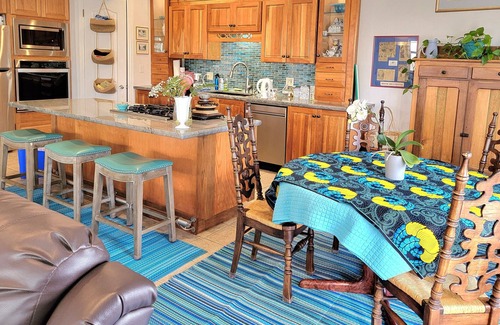 Grover Beach House | Lodge by Beach/Train