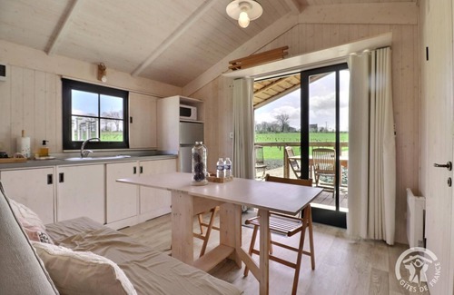 Mezieres-sur-Couesnon House | Lodge des Vignes - Mezieres SUR Couesnon