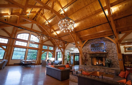 Roanoke Cabin | Lodge King Room | Scenic Views | No Hidden Fees