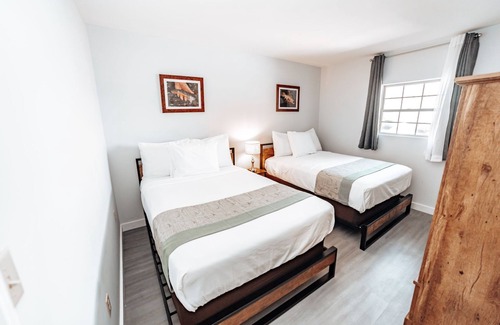 Spring City Hotel | Lodge One Bedroom Apartment B