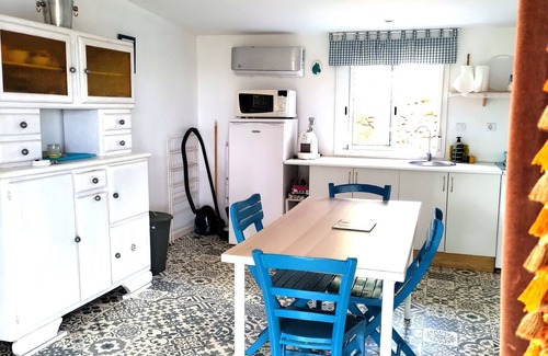 Silves House | LODGE Palmeira, 6 persons 3 bedrooms, terrace and swimming pool in a quiet area
