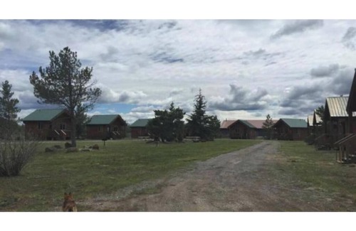 Last Chance Cabin | Lodge Room - 3-Queens