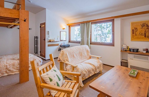 Zaoonsen House | Lodge Scole