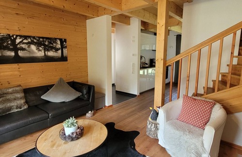 Enzingerboden Ski Chalet | Lodge Seeblick 161 am Skilift und Bergsee für 5 Pe