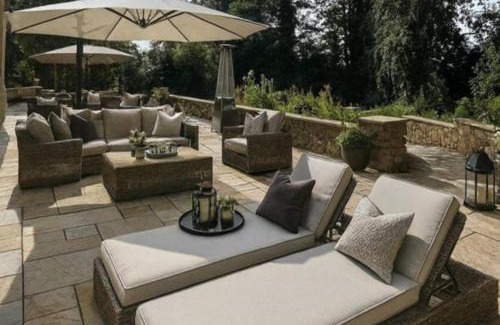 Gateshead House | Lodge - Sleeps 18 pet friendly & free parking