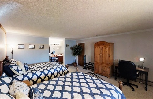 Eagle Nest Apartment | Lodge Studio 51 in Eagle Nest