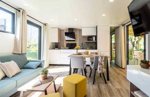 Crecy-la-Chapelle House | LODGE TWIN 12PERS 6CH 2SDB 6 Personen