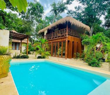 Macario Gomez Cabin | Lodge Tzunum Jade