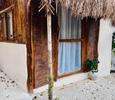 Macario Gomez Cabin | Lodge Tzunum Jade