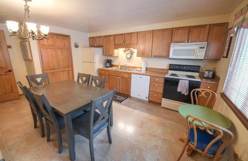 West Yellowstone House | Lodgepole Condo Unit 5