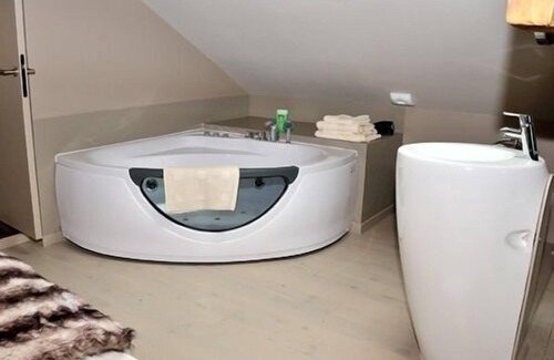 Bully Bed & Breakfast | Lodges Lao