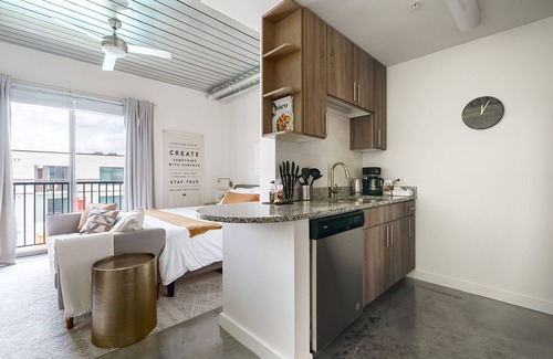 Midtown Apartment | Lodgeur | Fantastic & chic studio loft | Midtown