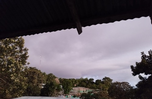 Leticia Cottage | Lodging and tours queen arriera Amazonas Colombia