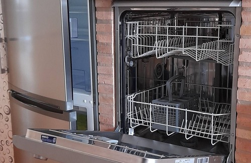 Zarza de Granadilla Ski Chalet | Lodging AT-CC-00296,Extremadura,garden,private garage,air conditioning, hydromassage, air conditioning, heating, air conditioner, heating, air conditioner, heating, air conditioner, heating