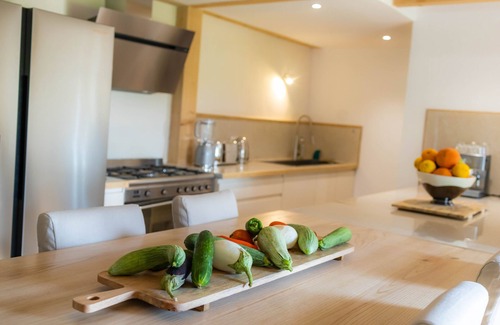 Aghione House | Lodging for 12 people with swimming pool in the heart of a wine-growing estate