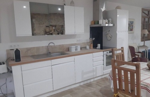 Saint-Martin-le-Redon Apartment | Lodging in a green setting.