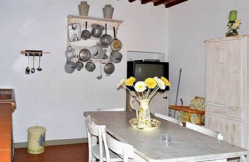 Serravalle Pistoiese Apartment | Lodging in a wine estate,private Terrace,pool,Wi-Fi,village walk distance,sl 6