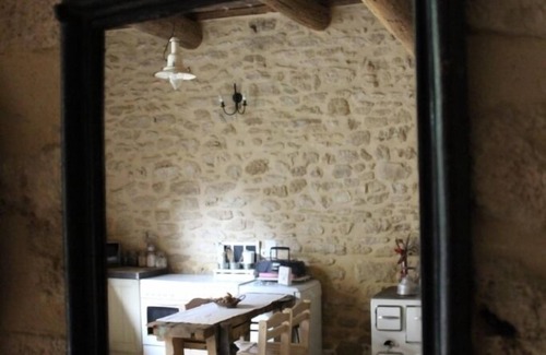 Vers-Pont-du-Gard Cottage | Lodging in old barn XVIII Century