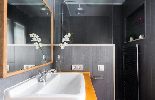 El Baix Guinardo Apartment | Lodging Sagrada Familia & Sant Pau