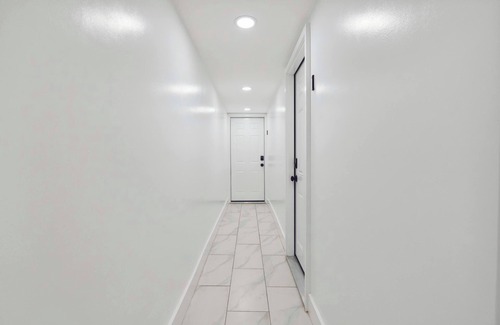 West Philadelphia Apartment | Lodgyy - Chic Double-bed Suite