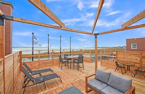 Rimouski-Neigette Apartment | Loft 201 | Rooftop | Downtown