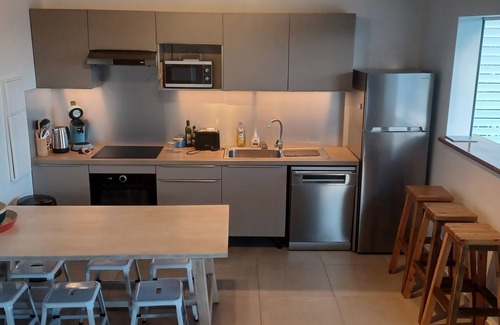 Tartane Apartment | Loft 3 bedrooms 2 bathrooms Large terrace 150m sea view small ANCV cheq ok