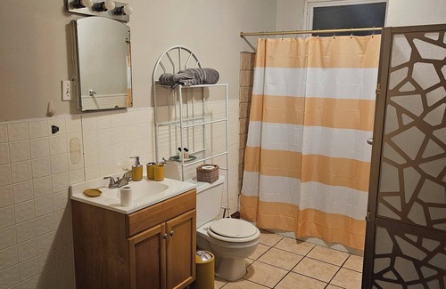 Logan Apartment | Loft 3n 1-bedroom apartment in terrific Logan with Wi-Fi, AC