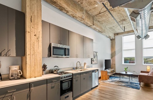 Cedars Apartment | Loft Apartment in the City!
