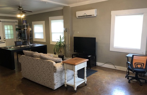 Charleston Apartment | Loft apartment near UC, CAMC