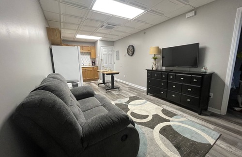 Clifton Apartment | Loft apartment on Clifton, TN Main Street Convenient, Cozy and Clean