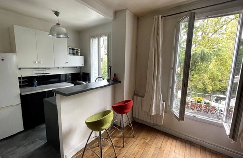 Puteaux Apartment | Loft Atypique à 10mn de Larena La Défense