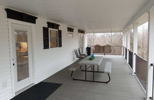 Eddyville House | Loft B Charming country style home near Lake Barkley, golf course and water park
